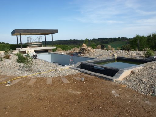 construction d'une pisicne