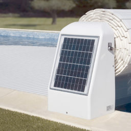 Volet piscine automatique solaire